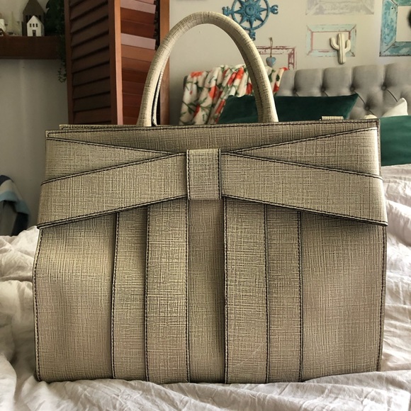 Zac Posen Handbags - Zac Posen Bow Handbag with Strap